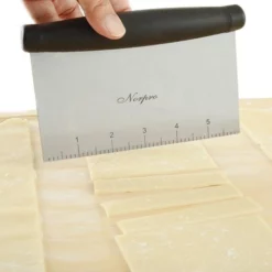 Norpro Grip EZ Chopper/Scraper -Home Goods Sales Store 5400867 3