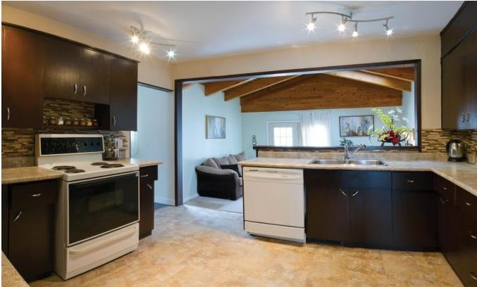 Westinghouse 4-1/2 Watt (35 Watt Equivalent) MR16 Flood Dimmable LED Light Bulb 5 Westinghouse 4-1/2 Watt (35 Watt Equivalent) MR16 Flood Dimmable LED Light Bulb - Image 3