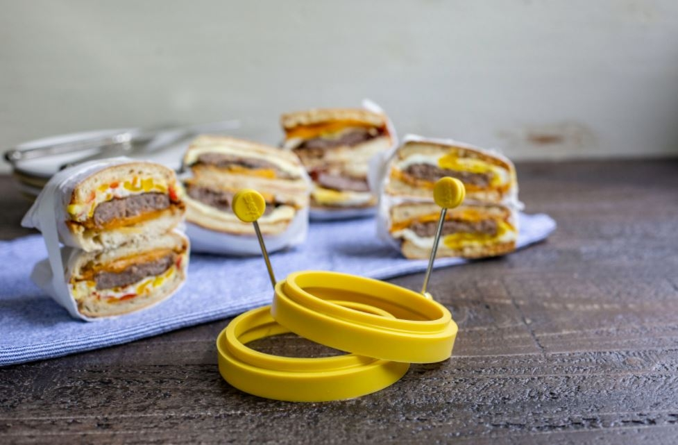 Lodge Silicone Egg Ring, Yellow 4 Lodge Silicone Egg Ring, Yellow - Image 2