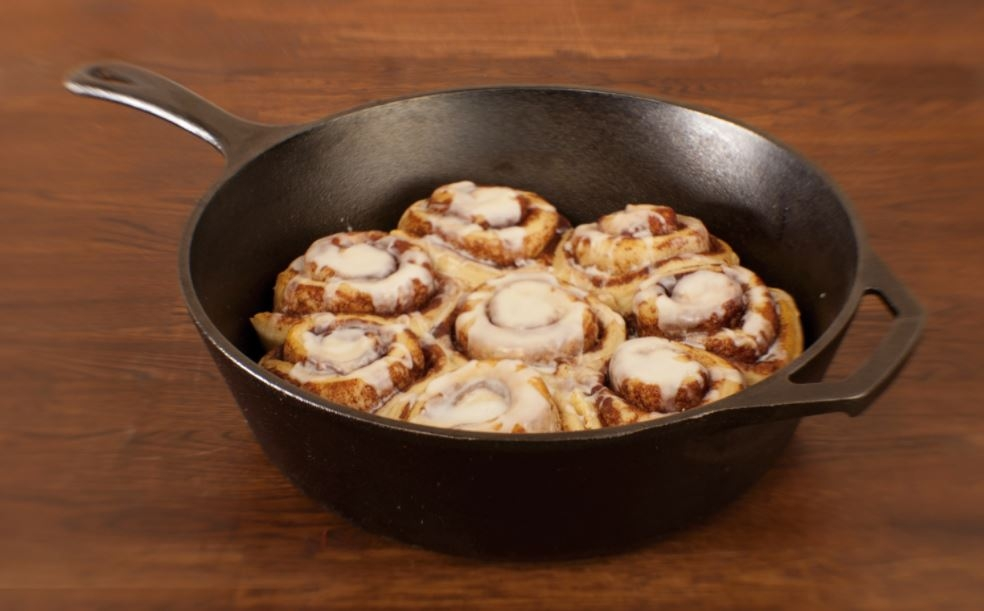 Lodge 12 Inch / 5 Quart Cast Iron Deep Skillet 4 Lodge 12 Inch / 5 Quart Cast Iron Deep Skillet - Image 2